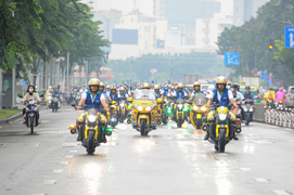 Hành trình đi qua các biểu tượng TP.HCM do Värna tổ chức xác lập kỷ lục Việt Nam