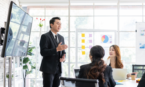 Giải pháp nào cho doanh nghiệp trước những biến động của thị trường tuyển dụng?