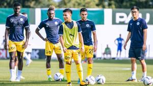 Phóng viên Pháp gọi Quang Hải là 'đấng cứu thế' của Pau FC