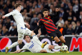 Haaland dự bị, Man City bị cầm hòa ở Cúp C1