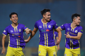 Hà Nội FC vững ngôi đầu, HLV Chun Jae-ho chưa nghĩ đến vô địch sớm
