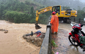 Thi thể người phụ nữ bị cuốn trôi mất tích nằm cách hiện trường gặp nạn 50km