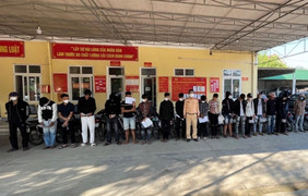 Hơn 30 thanh thiếu niên ở Nghệ An hẹn nhau phóng xe lạng lách 