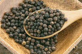 Giá tiêu hôm nay 19/10: Đồng loạt giảm 1.000 đồng/kg