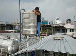 Bình Phước: 2 thanh niên chết khi sửa bồn nước, nghi điện giật