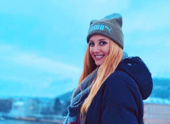 Vẻ đẹp không tì vết của nữ lãnh đạo CLB Borussia Dortmund