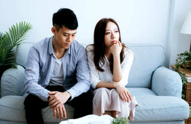 Tôi than 30 tuổi không tiền, bạn trai nói một câu gây hoang mang tột độ