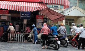 Vẫn có cửa hàng xăng dầu ở Hà Nội phải nghỉ chờ nhập hàng