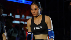 Nữ võ sĩ xinh đẹp ra đòn đẳng cấp, chỉ cần hơn 1 phút để đánh bại đối thủ