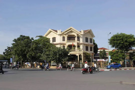 Cách chức Chi cục trưởng Kiểm lâm Quảng Trị