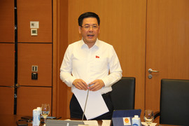 Bộ trưởng Nguyễn Hồng Diên: Chuyện lắm mối tối nằm không đã xảy ra với xăng dầu