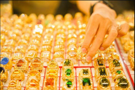 Giá vàng hôm nay 24/10: Giá vàng đi ngang, chưa rõ xu hướng