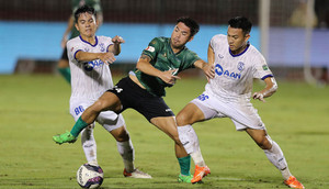 V-League 2022: Hải Phòng bám đuổi ngôi đầu, 7 đội bóng đua trụ hạng