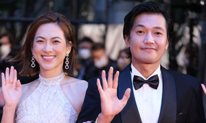 Dàn diễn viên 'Tro tàn rực rỡ' rạng ngời trên thảm đỏ LHP quốc tế Tokyo