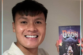 Quang Hải, Hùng Dũng hào hứng khoe truyện tranh Việt Nam