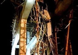 Sập giàn giáo công trình thuỷ điện ở Lạng Sơn làm 3 người rơi xuống sông Kỳ Cùng