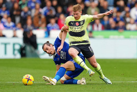 De Bruyne ghi siêu phẩm, Man City đánh bại Leicester