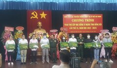 Trao 104 suất học bổng cho con, cháu cựu chiến binh bộ đội Biên phòng