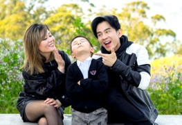 Sao Việt 29/10: Đan Trường cười tươi rói bên vợ cũ và con trai