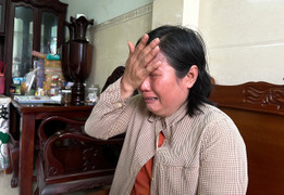 Nỗi đau của người phụ nữ mất chồng sau đám cháy kho hóa chất ở TP.HCM