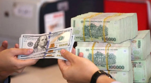 Tỷ giá USD hôm nay 1/11: USD tiếp đà tăng