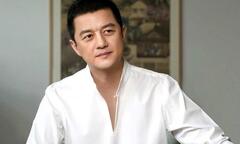 Nợ như chúa Chổm, Lý Á Bằng phải livestream bán hàng nhưng vẫn sống sung túc