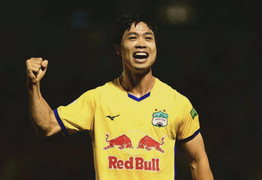 Trực tiếp bóng đá HAGL 2-0 Nam Định: Văn Toàn lập công