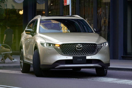 Mazda CX-8 2023 được nâng cấp thiết kế