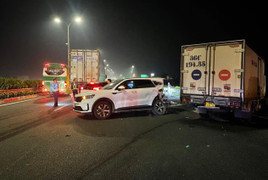 Hà Nội: 7 ô tô tông liên hoàn trong đêm trên cao tốc Pháp Vân - Cầu Giẽ