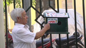 Nhà mini thu gom pin đã qua sử dụng ở Hà Nội