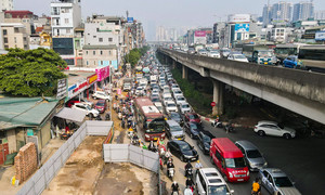'Lô cốt' gây ùn tắc trên đường Nguyễn Xiển, Giám đốc Sở GTVT Hà Nội nói gì?
