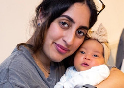 Sinh con trên taxi, sản phụ bất bình khi bị tính phí gấp 3 lần