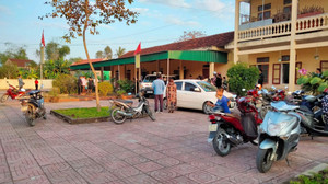 Hà Tĩnh: Nữ hiệu trưởng chết trong phòng làm việc