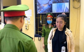 Lừa lo dịch vụ ‘chuyến bay giải cứu’ chiếm đoạt tiền tỷ: Công an khẩn tìm bị hại