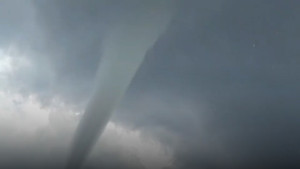 Cột nước lớn trên bầu trời Thổ Nhĩ Kỳ