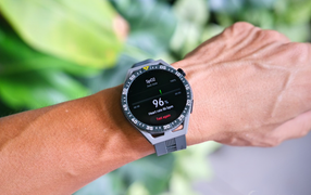 Bốn smartwatch giá hấp dẫn, đa tính năng hiện có trên thị trường