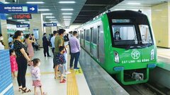 'Metro Cát Linh - Hà Đông đã dần hình thành văn hóa giao thông mới'