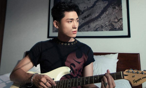 Grey D - trai đẹp nhà ST.319 bất ngờ làm phát thanh viên