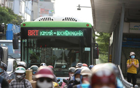 TP Hà Nội: Buýt nhanh BRT làm giảm ùn tắc giao thông