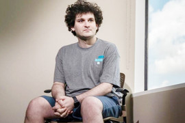 Tỷ phú tiền số vừa phá sản 'chưa từng đọc một quyển sách'