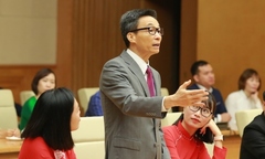 Phó Thủ tướng Vũ Đức Đam: 'Những nơi khó khăn càng phải đầu tư cho giáo dục'