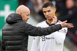 Ronaldo tuyệt vọng níu giữ đỉnh cao