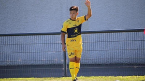 Quang Hải bị xếp vào nhóm cầu thủ kém nhất CLB Pau FC