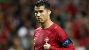 Cầu thủ Bồ Đào Nha phủ nhận Ronaldo gây bất đồng nội bộ 