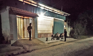 Nửa đêm lẻn vào nhà tình nhân, phóng hỏa đốt cháy xe máy