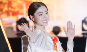 Hoa hậu Lương Thùy Linh nhận quyết định làm trợ giảng