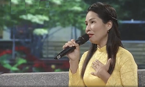 Hành trình 'nuôi em' của cô giáo vùng cao