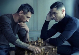 Ronaldo, Messi rủ nhau đăng 'bức ảnh thế kỷ'