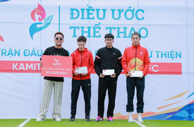 Xúc động trận đấu gây quỹ giúp nhà vô địch boxing châu Á chữa bệnh cho cha mẹ