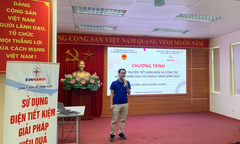EVNHANOI tăng cường tổ chức tuyên truyền về bảo vệ hành lang an toàn lưới điện